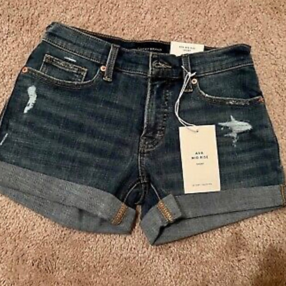 NWT Lucky Brand Juniors 3 1/2” Midrise Ava Short SIZE 0